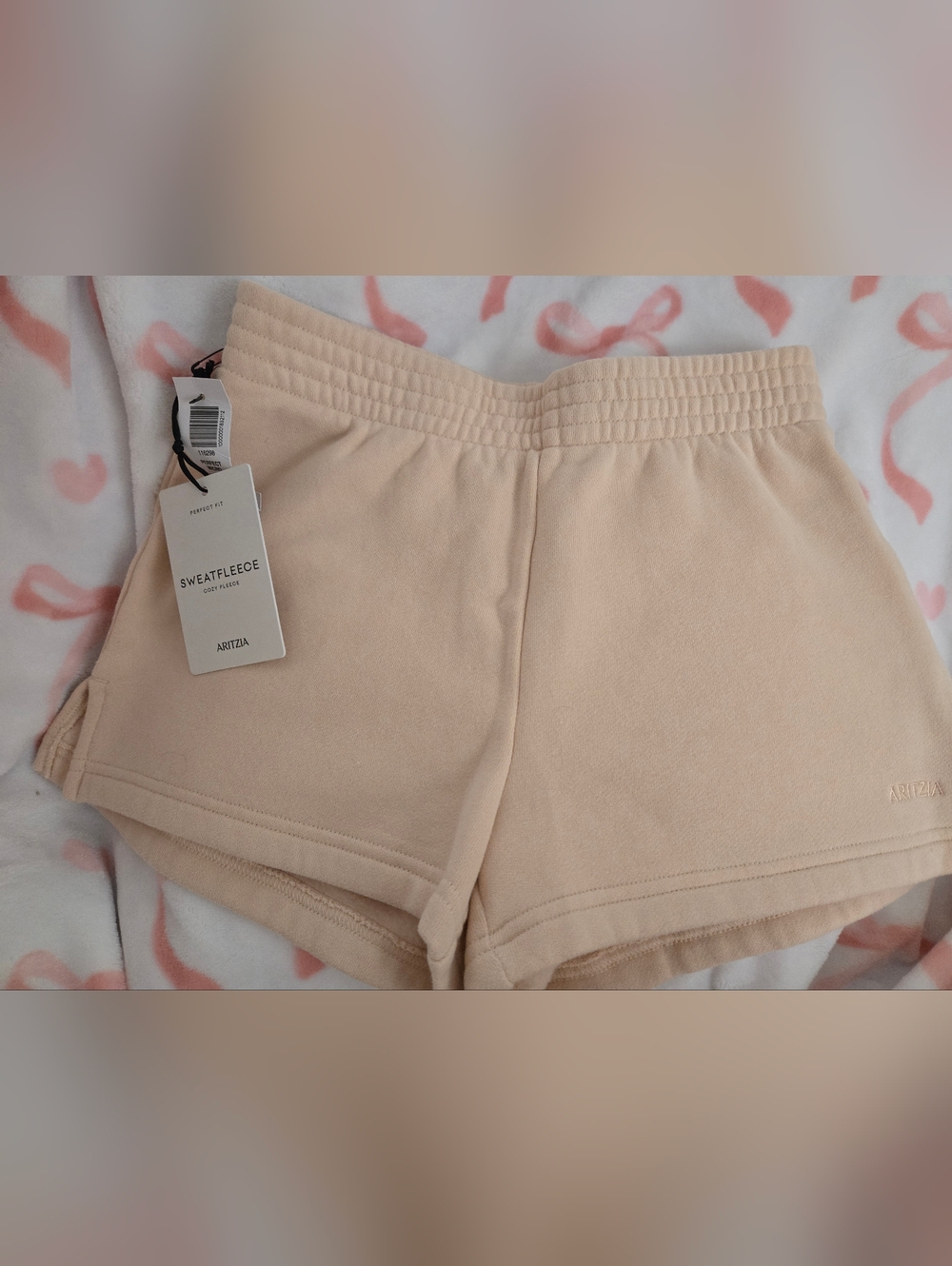 Aritzia Sweatfleece Shorts